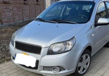 Chevrolet Aveo 205.000 km 1.500 &euro; Eggebek 24852
