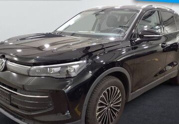 VW Tiguan 17.008 km 32.980 &euro; Flensburg 24941