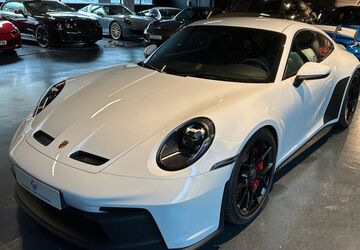 Porsche 992 7.548 km 186.900 &euro; Flensburg 24937