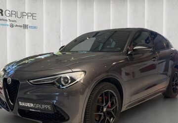 Alfa Romeo Stelvio 108.000 km 25.980 &euro; Flensburg 24941