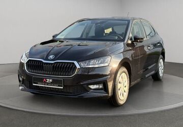 Skoda Fabia 1.050 km 20.990 &euro; Flensburg 24941