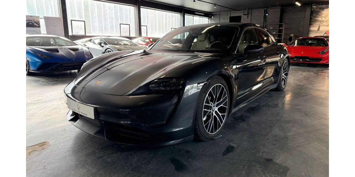 Porsche Taycan 30.975 km 82.900 &euro; Flensburg 24937