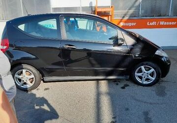Mercedes-Benz A 140 182.000 km 3.000 &euro; Flensburg 24939