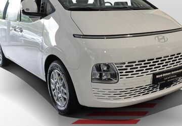 Hyundai STARIA 9.900 km 42.660 &euro; Flensburg 24941