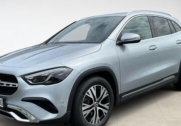 Mercedes-Benz GLA 180 4.800 km 51.110 &euro; Flensburg 24941