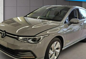 VW Golf 33.417 km 25.890 &euro; Flensburg 24941