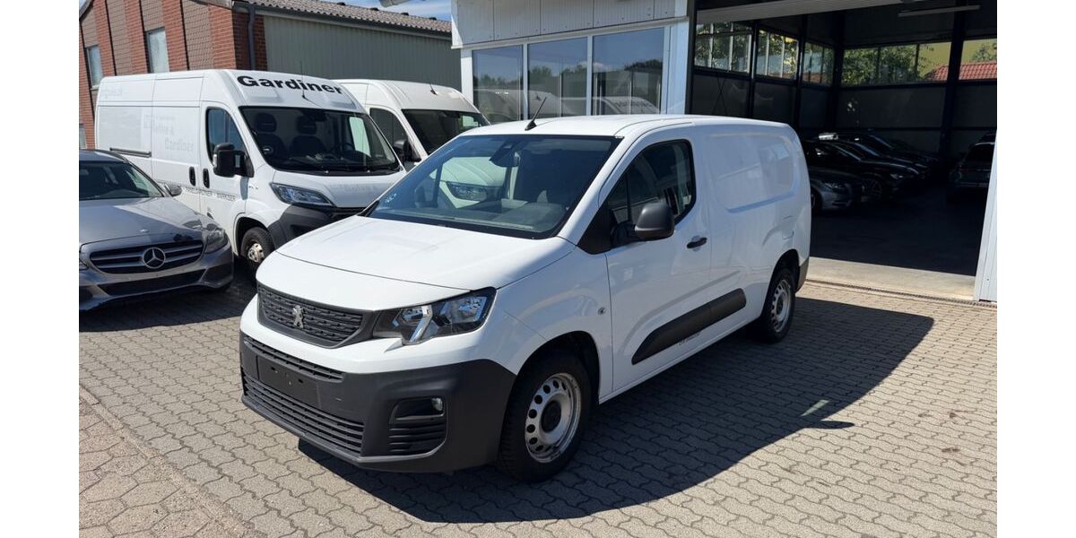 Peugeot Partner 199.000 km 6.490 &euro; Flensburg 24941
