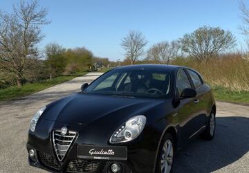 Alfa Romeo Giulietta 132.606 km 9.500 &euro; Flensburg 24939