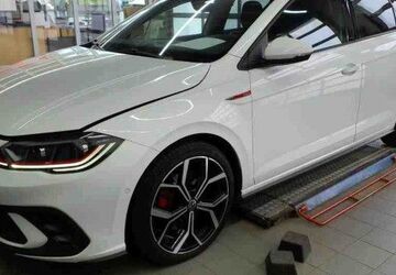 VW Polo 40.680 km 23.290 &euro; Flensburg 24944