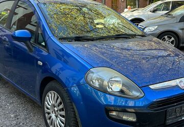 Fiat Punto Evo 89.000 km 2.250 &euro; Flensburg 24941