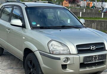 Hyundai TUCSON 202.000 km 2.999 &euro; Flensburg 24941