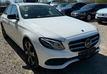 Mercedes-Benz E 220 204.000 km 17.500 &euro; Flensburg 24941