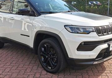 Jeep Compass 67.000 km 21.900 &euro; Flensburg 24941