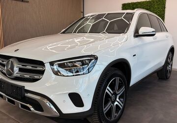 Mercedes-Benz GLC 300 53.000 km 32.650 &euro; Flensburg 24941